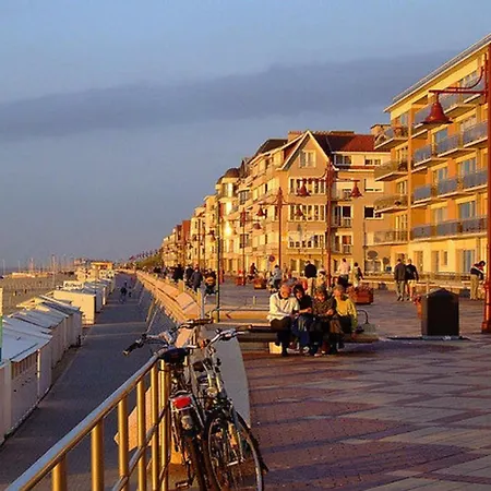 Strandvakantieappartement Zilverstrand - met binnenzwembad! De Haan Exterior foto