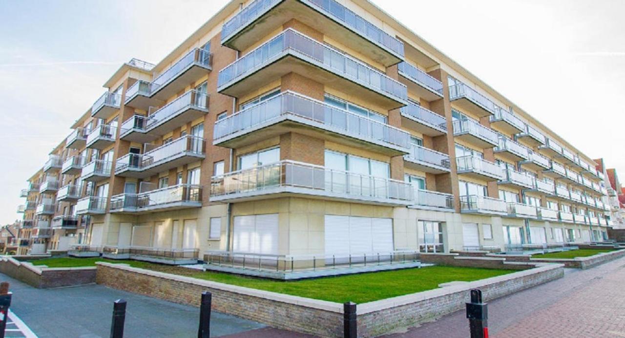 Strandvakantieappartement Zilverstrand - Met Binnenzwembad! * De Haan